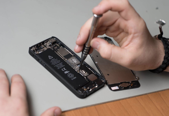 Dịch Vụ Sửa Chữa Iphone Chuyên Nghiệp Tại Mfix Hà Nội